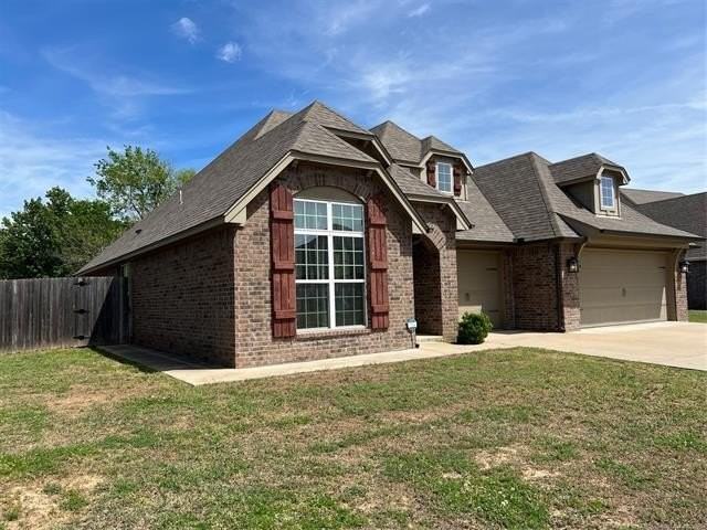 11331 S Adams St - Photo 2 of 6