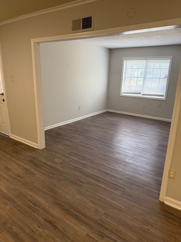 505 S Main Ext #1 - Photo 4 of 11