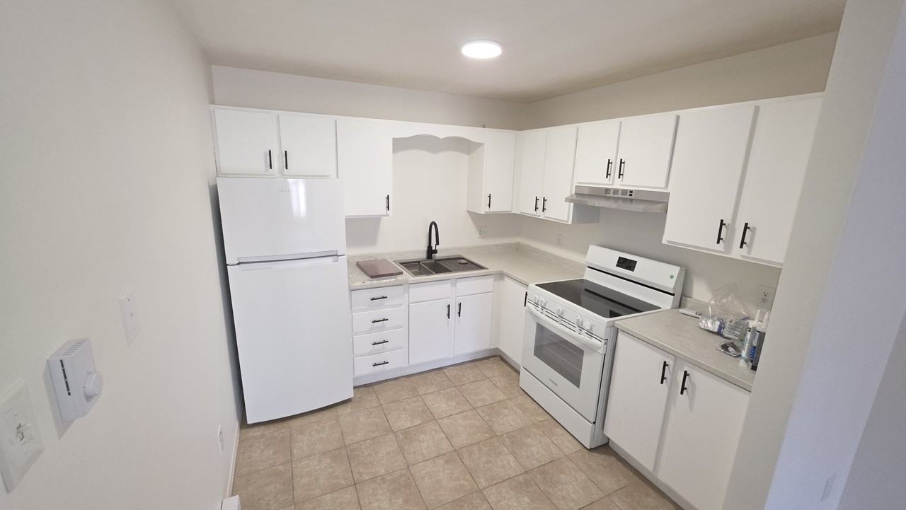 6 Clifton St #2 - Photo 3 of 7