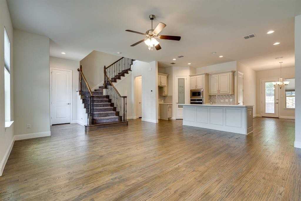 2429 Gramercy Park Dr - Photo 7 of 31