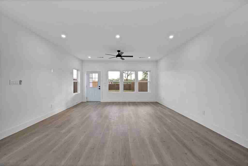 3415 Wendelkin St - Photo 3 of 18