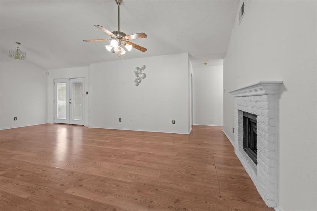 10013 N Suttonwood Dr - Photo 2 of 14