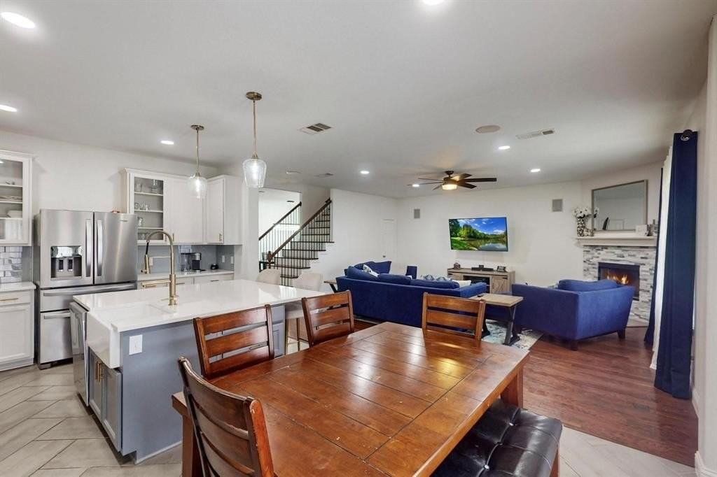 4260 Doe Creek Trl - Photo 6 of 32