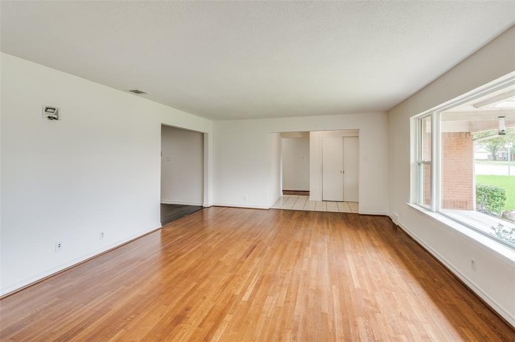 6815 Azalea Ln - Photo 5 of 26