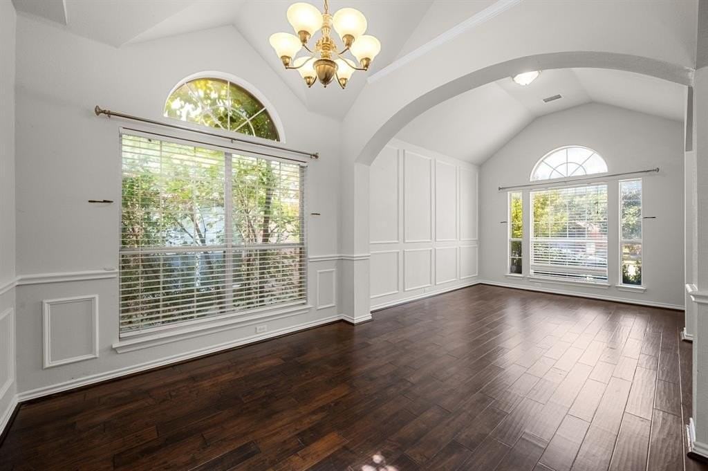 3652 Blue Spruce Dr - Photo 6 of 34