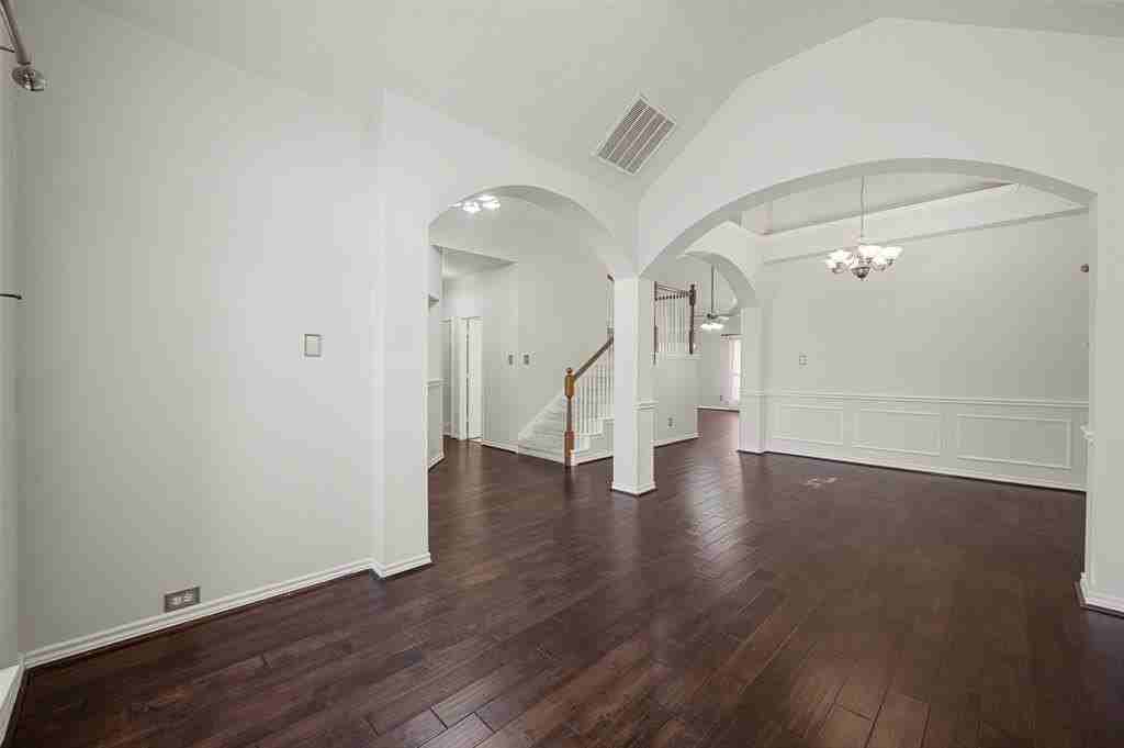 3652 Blue Spruce Dr - Photo 7 of 34