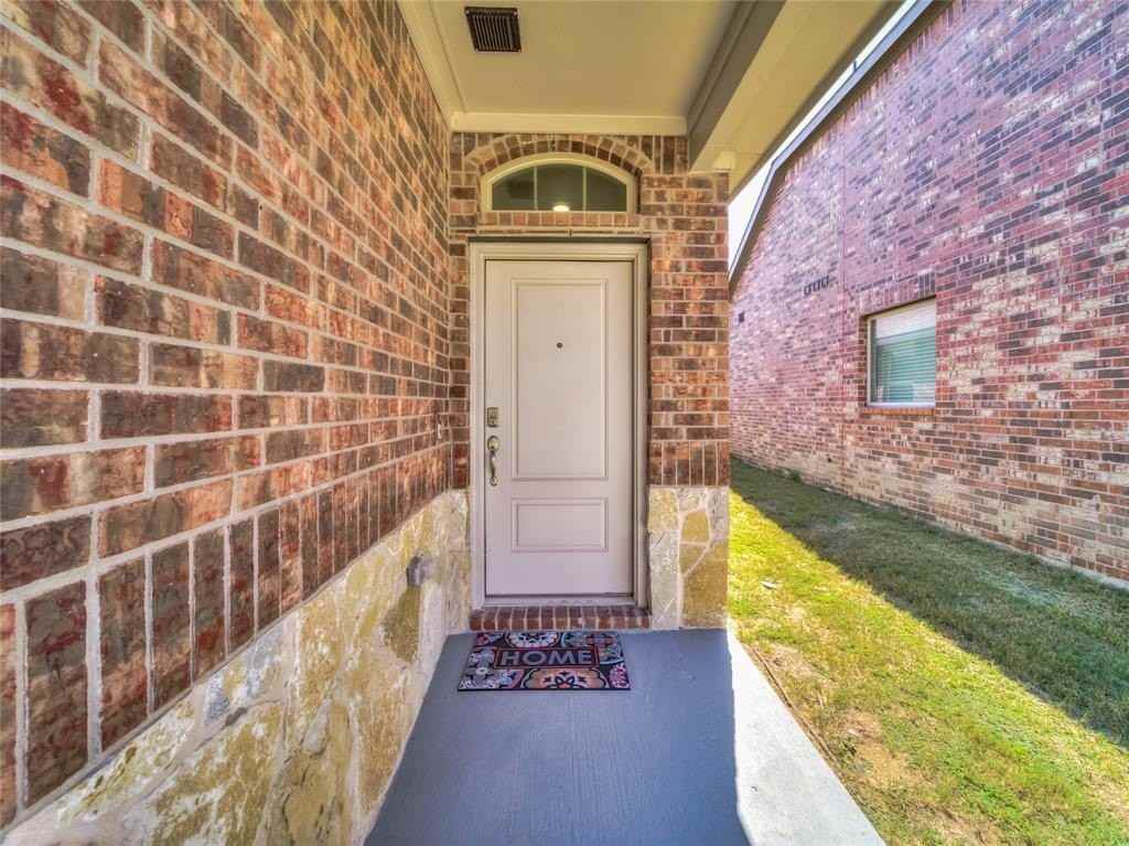 1520 Saratoga Ave - Photo 5 of 39