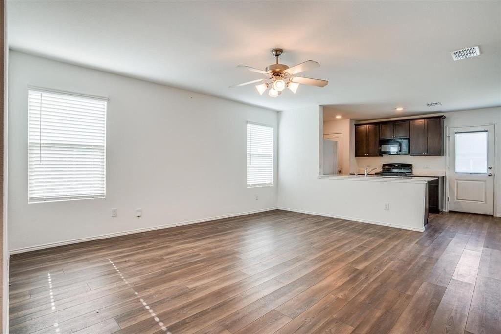 1701 Deerchase Dr - Photo 6 of 25