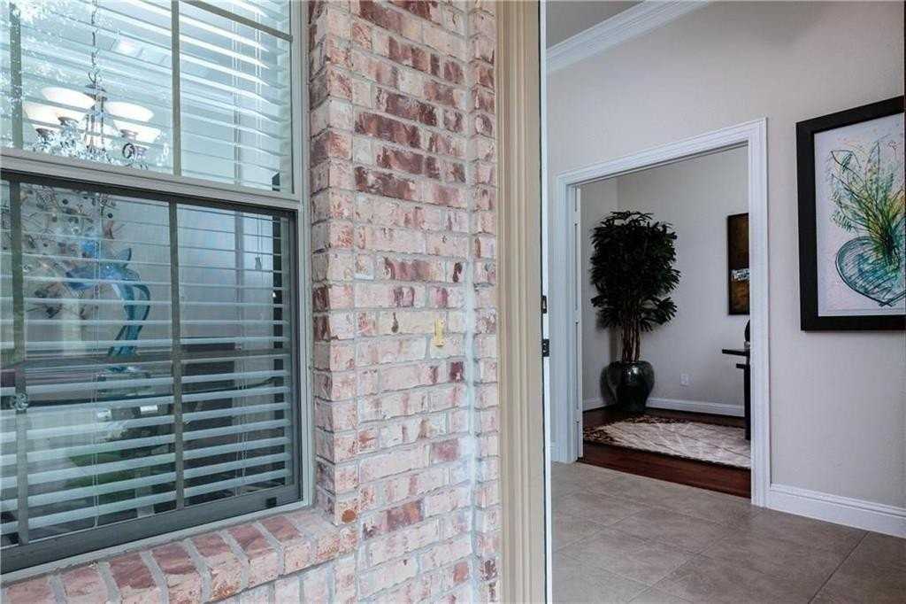 4673 Edith St - Photo 5 of 35