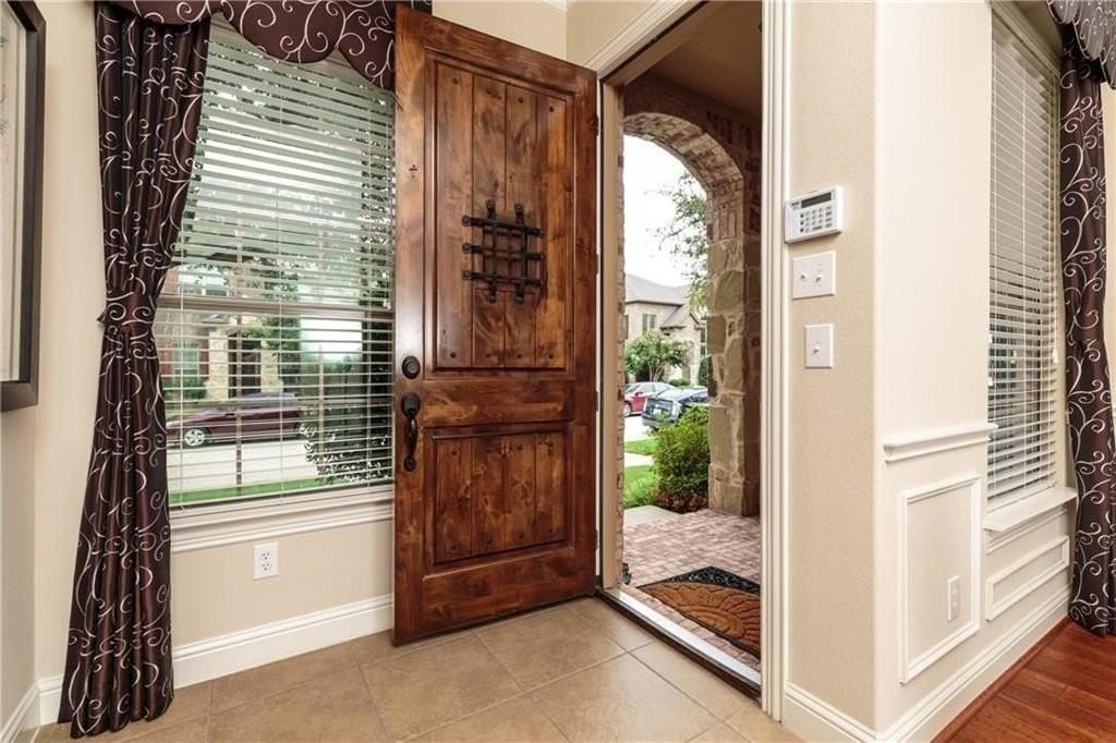 4673 Edith St - Photo 6 of 35