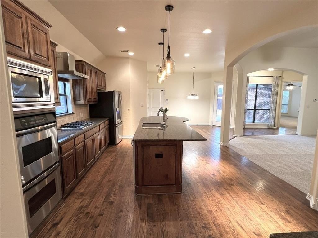 1490 Coldstone Dr - Photo 4 of 22