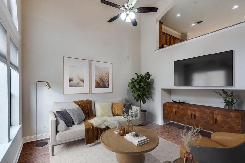 7224 Scotland Ct - Photo 4 of 29