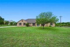 100 Pinnacle Cir - Photo 1 of 1