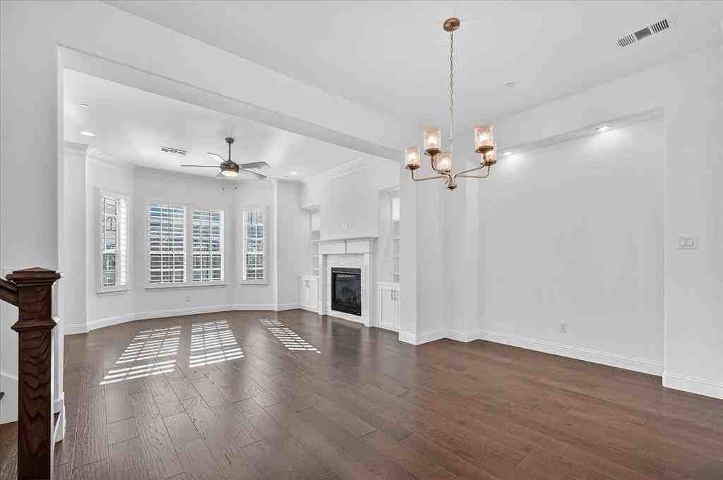 2201 Southwick Dr - Photo 5 of 24