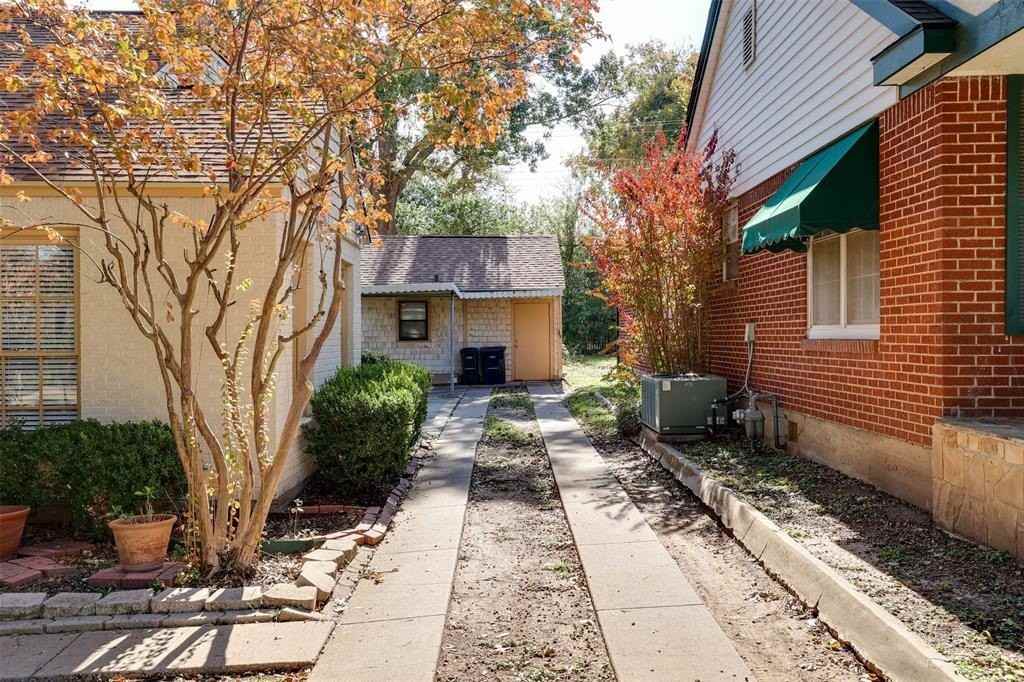 3531 Bellaire Dr S - Photo 3 of 15