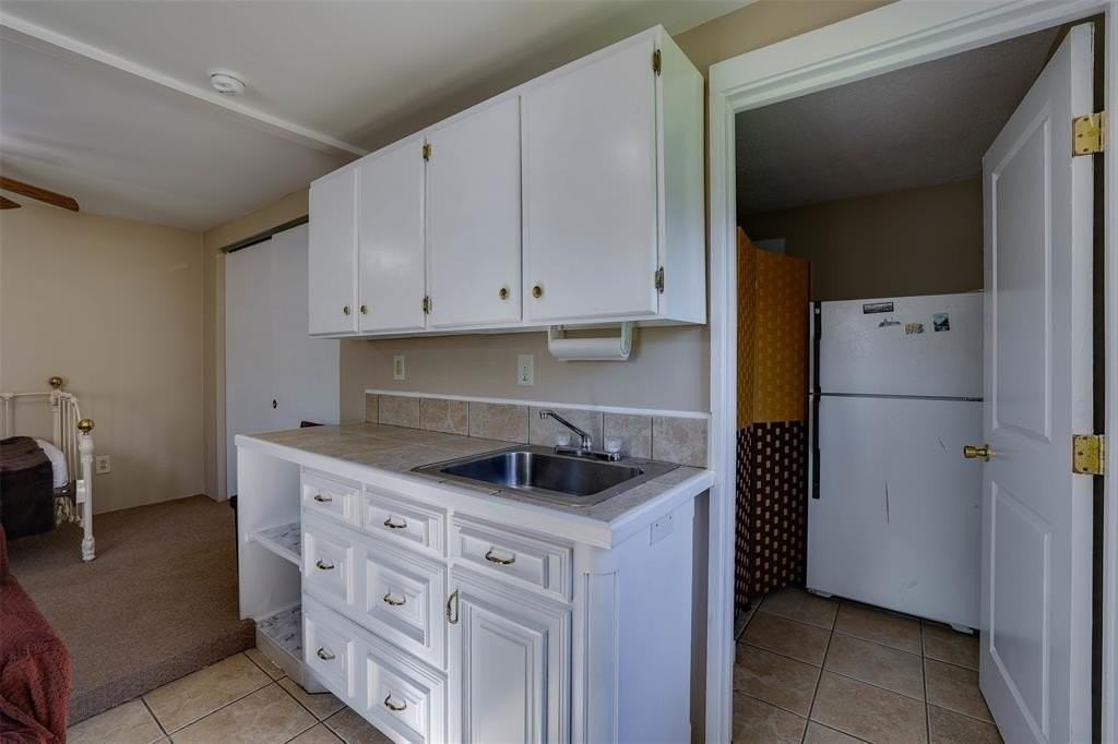 3531 Bellaire Dr S - Photo 7 of 15