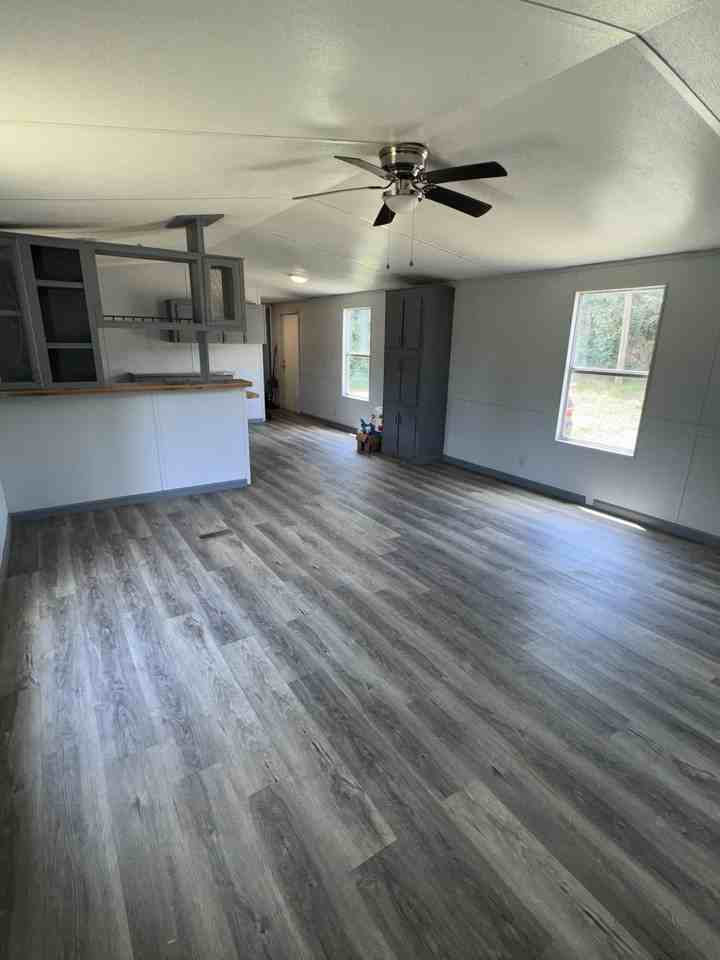 203 W Cayuga St #1 - Photo 2 of 12