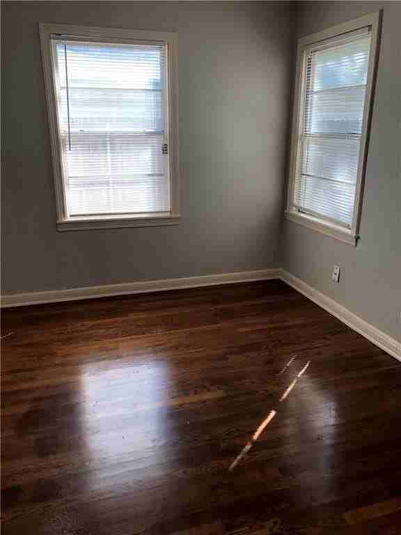 2809 S Hills Ave - Photo 2 of 8