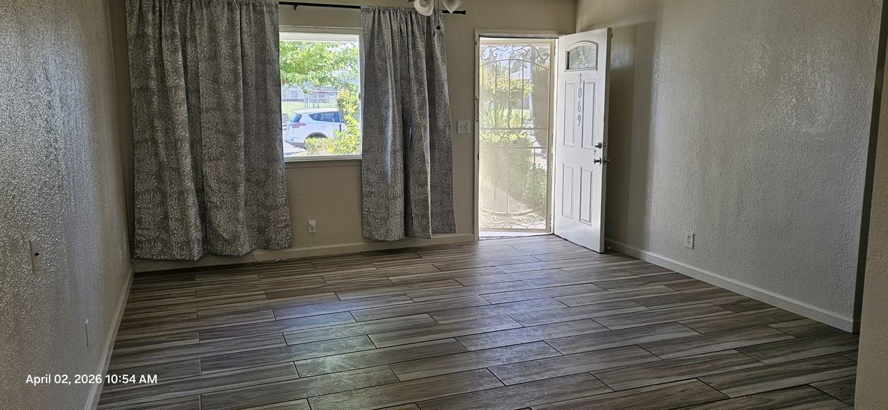 3069 Thompson Ave #1 - Photo 4 of 9