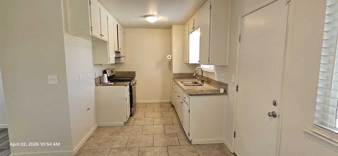 3069 Thompson Ave #1 - Photo 6 of 9