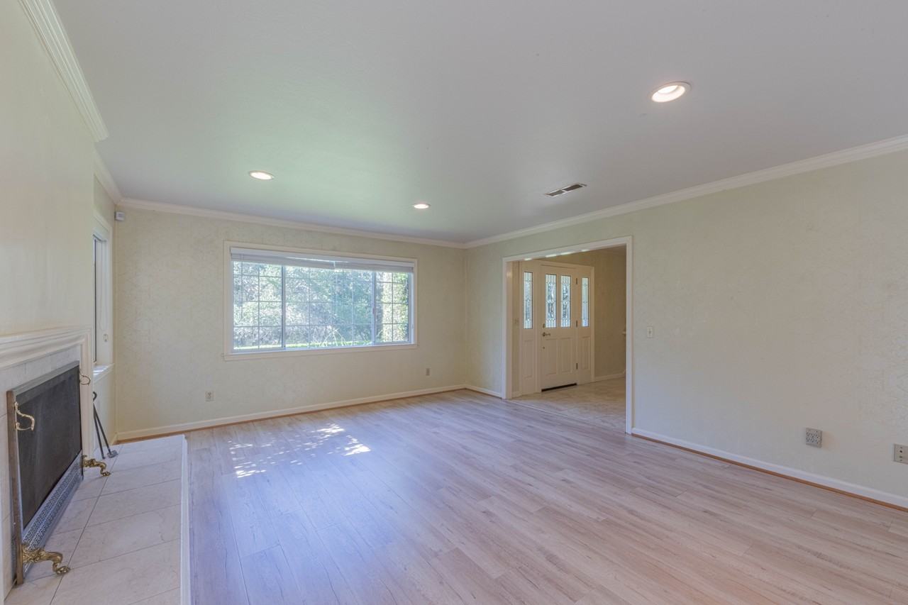 17967 Berta Canyon Rd - Photo 5 of 25