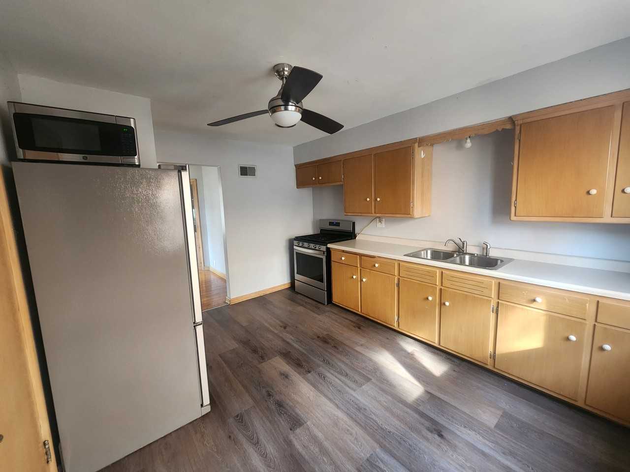 8118 W Burleigh St #1 - Photo 3 of 6