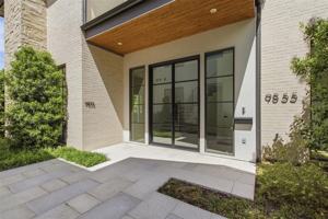 featured image of 9855 Kingsway Ave