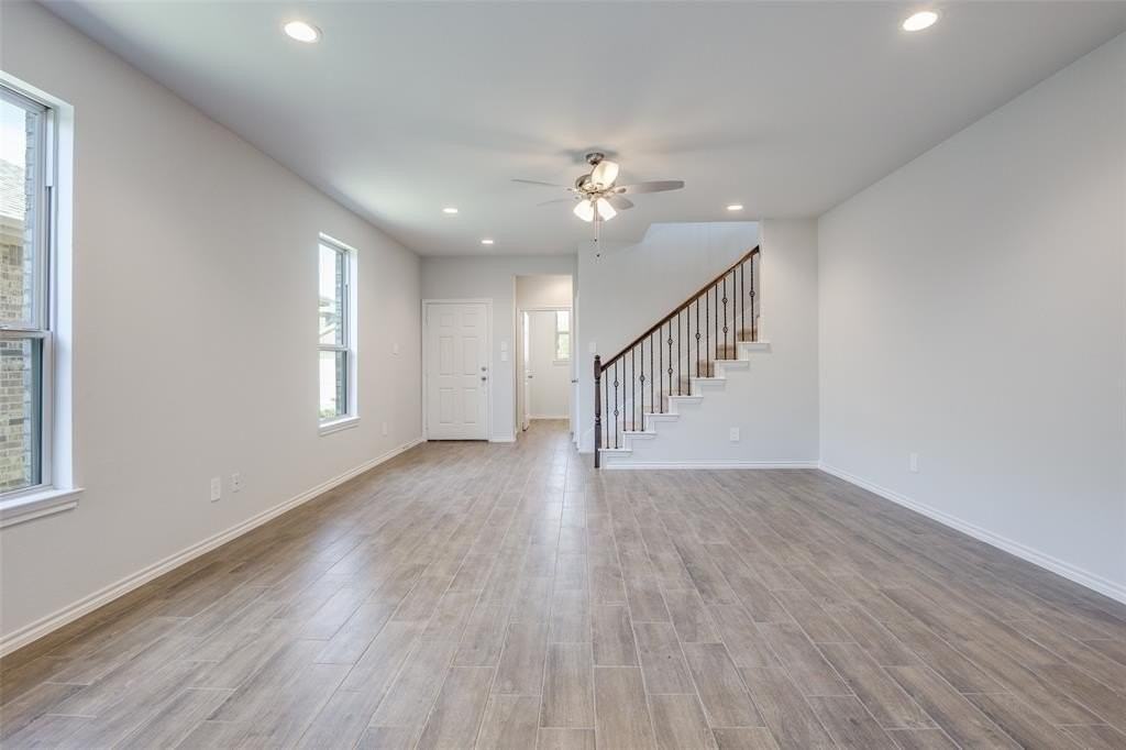 3321 Celestial Ln - Photo 3 of 26