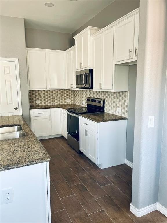 548 Kerry St - Photo 7 of 35