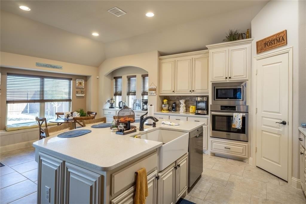 9013 Athens Dr - Photo 7 of 31