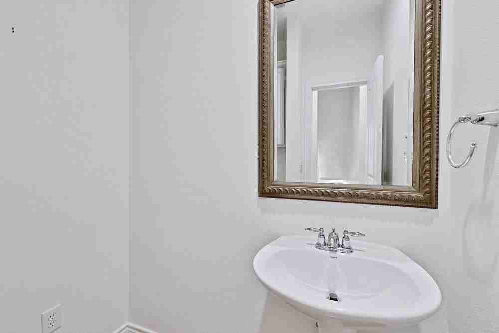 4315 Holland Ave #19 - Photo 7 of 18