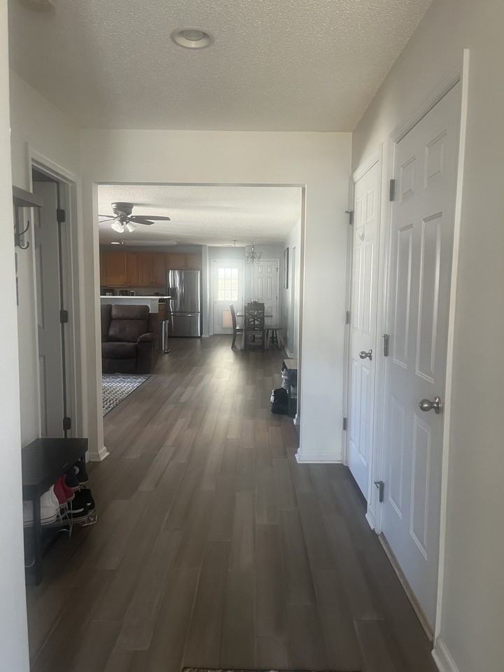 343 Briarbend Rd #1 - Photo 5 of 35