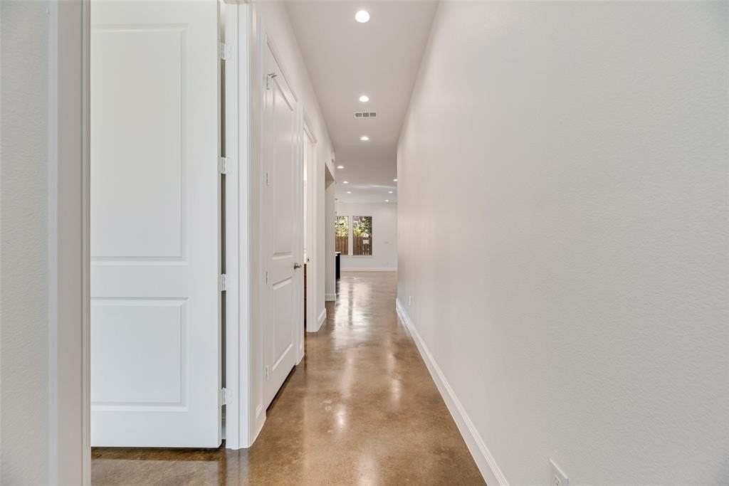 4404 Rusk Ave - Photo 5 of 32