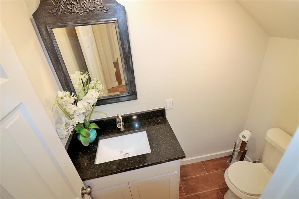 2126 Ramsey Ave - Photo 7 of 16