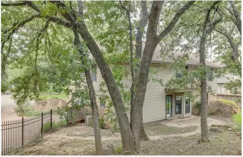 2719 Sunrise Dr - Photo 4 of 20