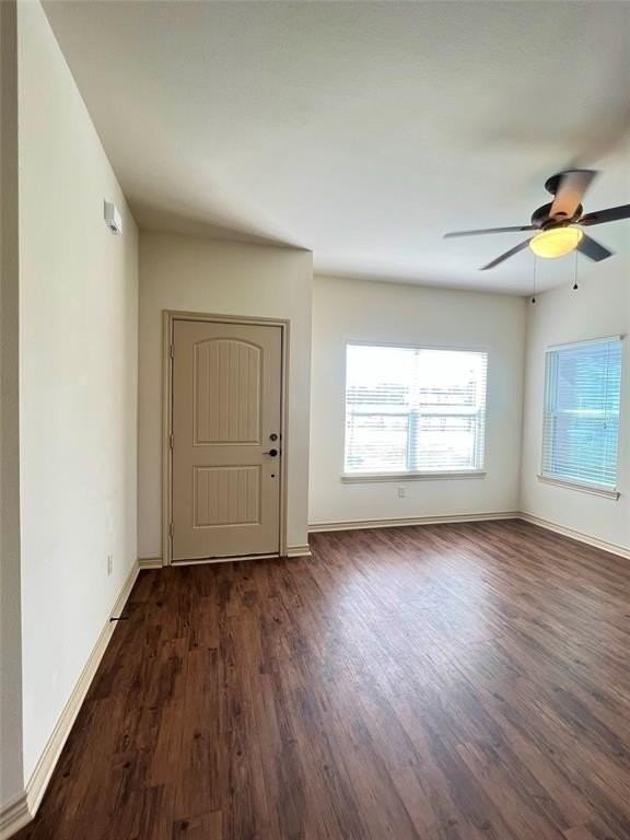 214 Lasso Ct - Photo 2 of 16
