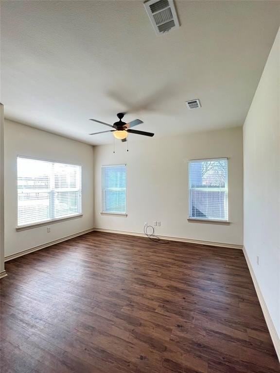 214 Lasso Ct - Photo 3 of 16