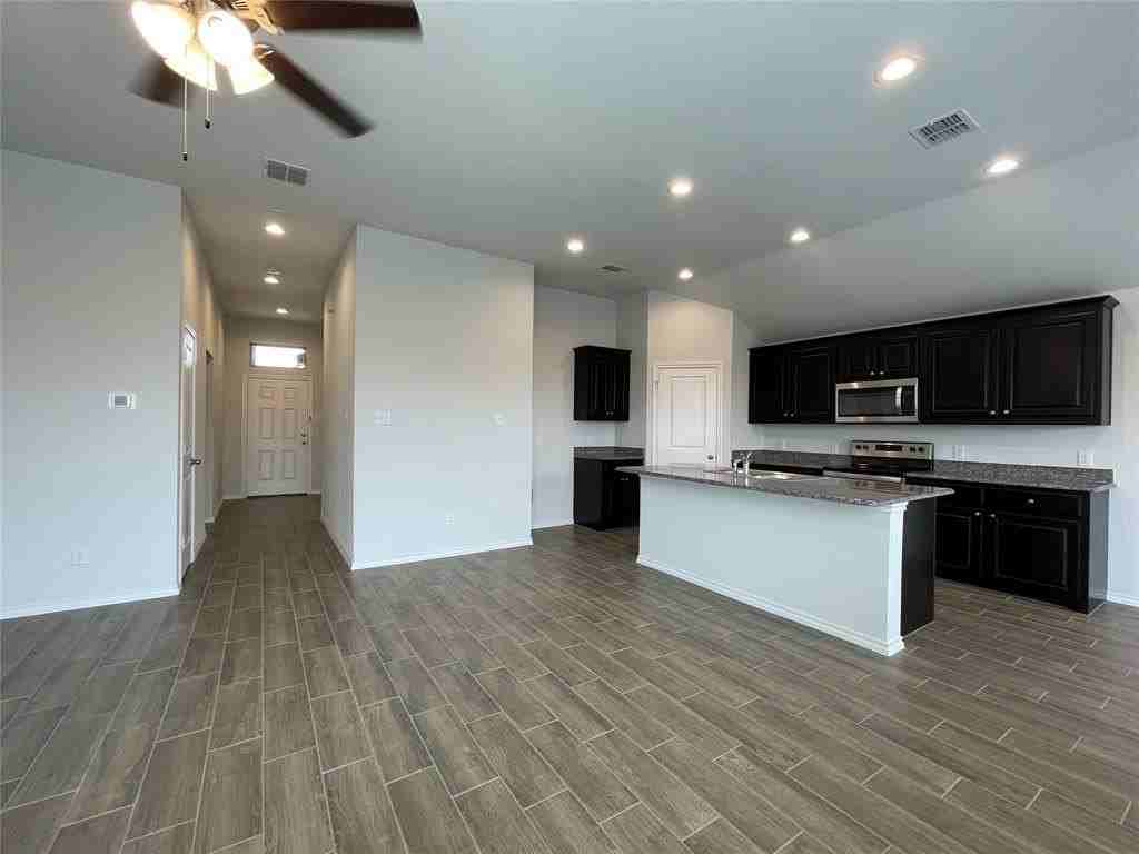 5808 Utopia Dr - Photo 6 of 29