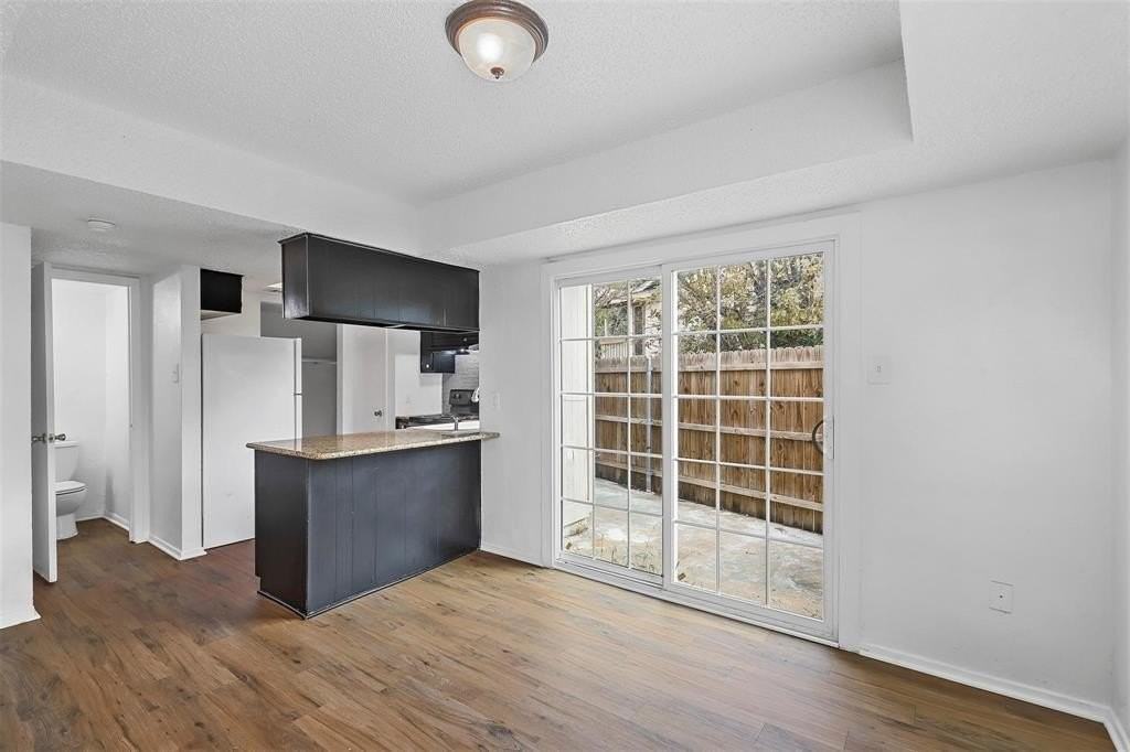 2160 Fleur De Lis Ct - Photo 4 of 19