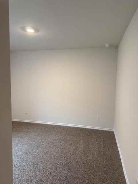 1208 Riverbrook Ln - Photo 5 of 17