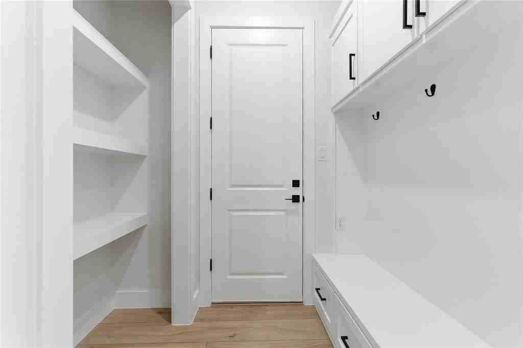 200 Dover Dr #1OR2 - Photo 3 of 34