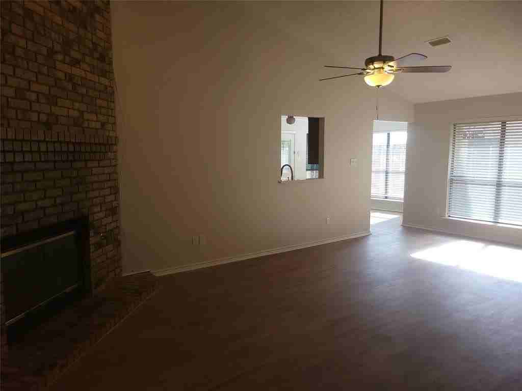 331 Dogwood Dr - Photo 5 of 27