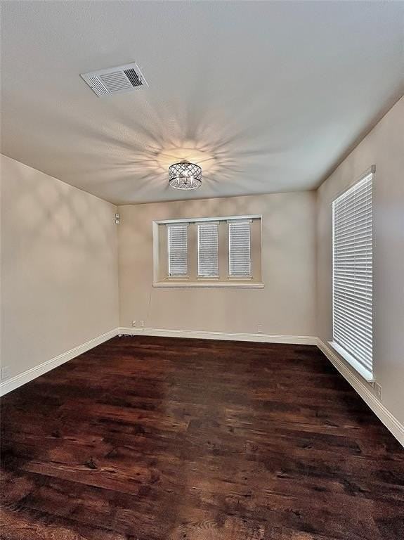 301 Autumnwood Dr - Photo 5 of 31