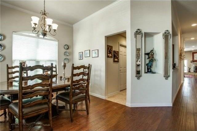 5641 Hampshire Dr - Photo 4 of 19