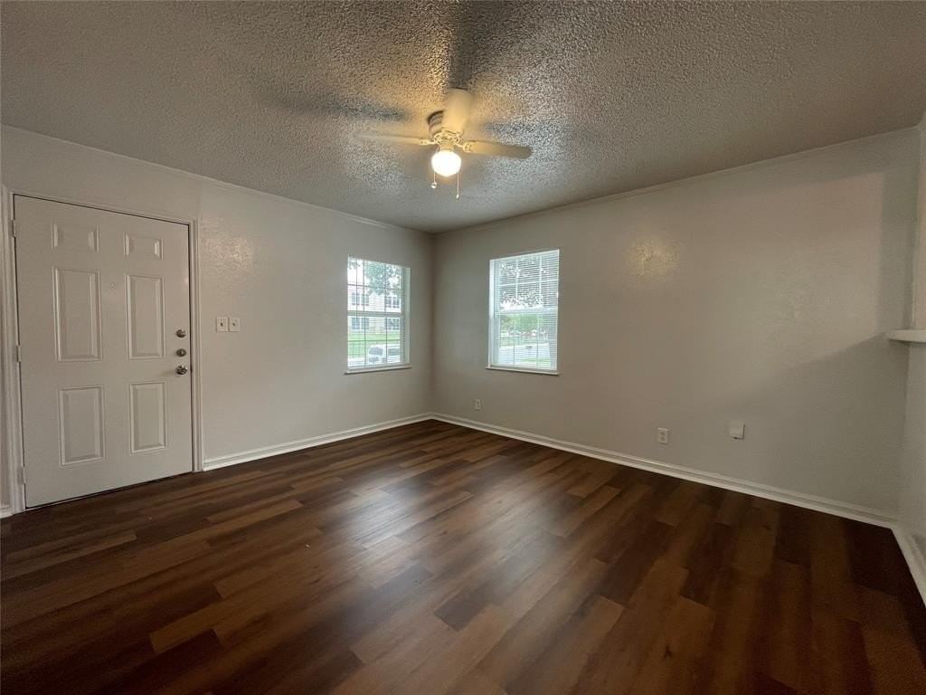 5108 Tulane Ave - Photo 3 of 19