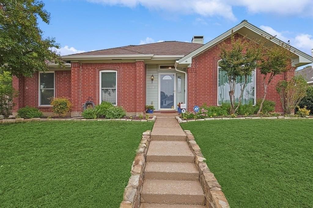 8240 Woodstream Dr - Photo 2 of 40