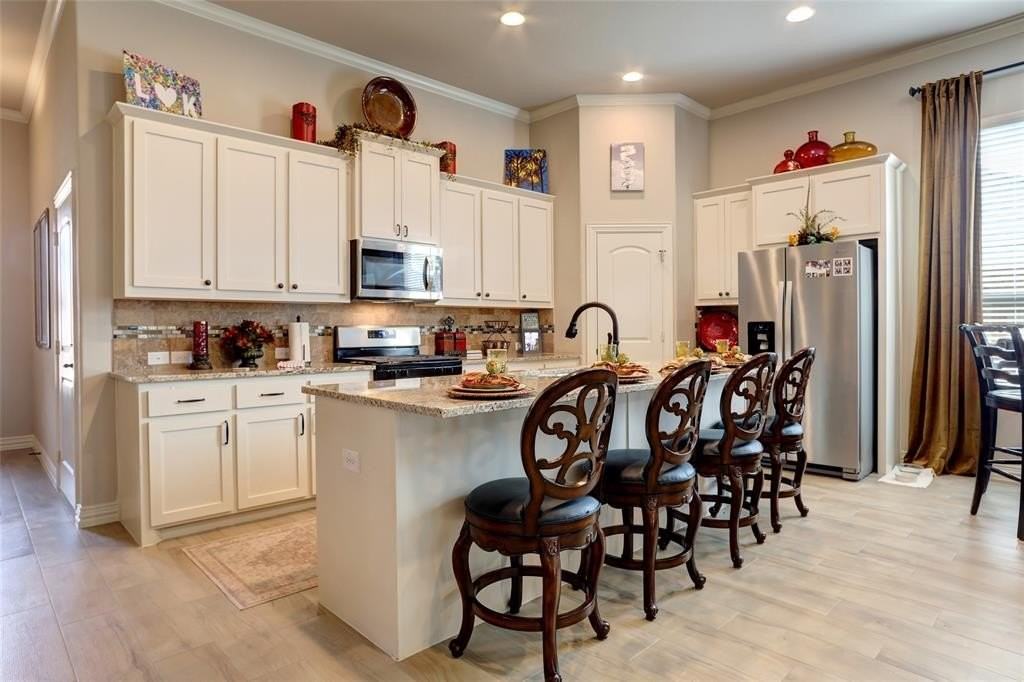 207 Michael Dr - Photo 5 of 19