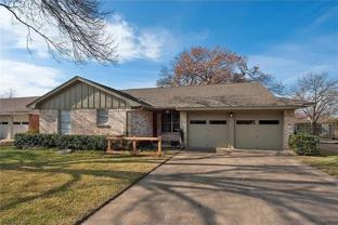 8717 Hackney Ln - Photo 1 of 1