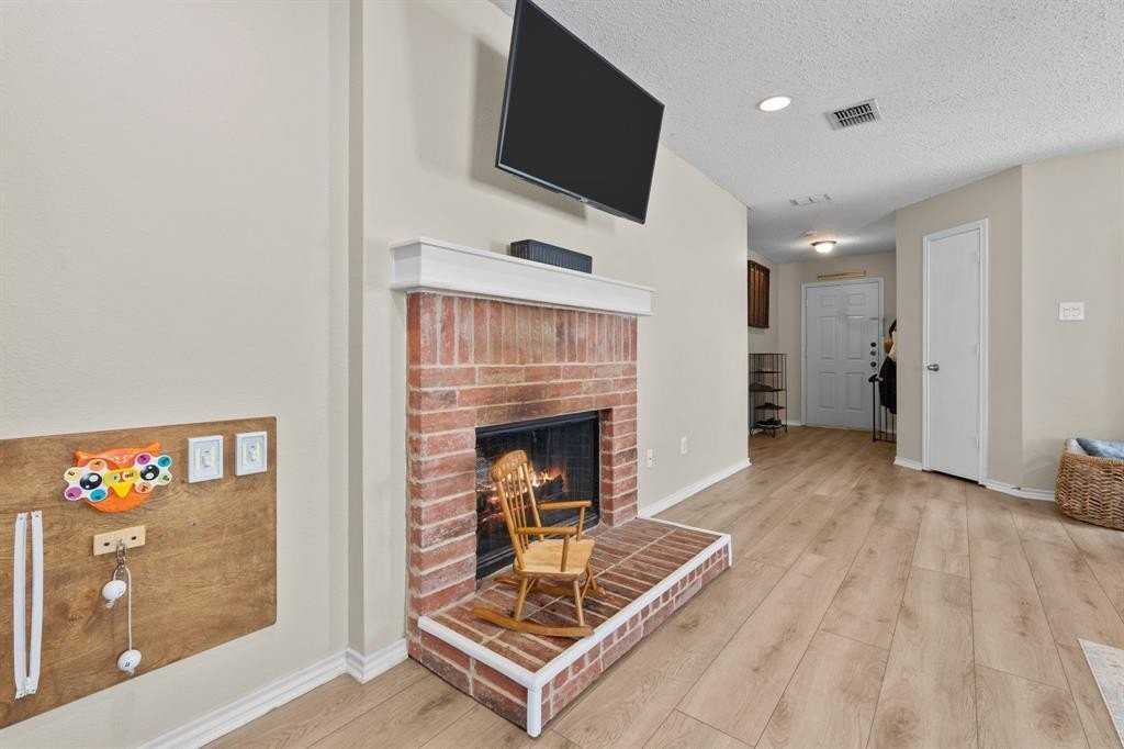 1708 Sierra Meadow Ln - Photo 4 of 23