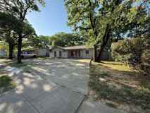 810 Pleasant Hills Dr - Photo 1 of 1